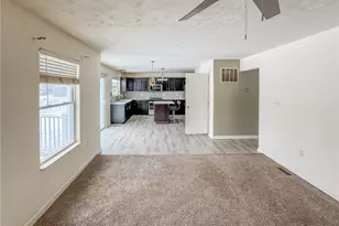 1021 Livorno Dr, Collier Township, PA 15071 - Photo 6