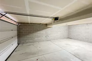 1021 Livorno Dr, Collier Township, PA 15071 - Photo 24