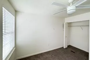 1021 Livorno Dr, Collier Township, PA 15071 - Photo 18