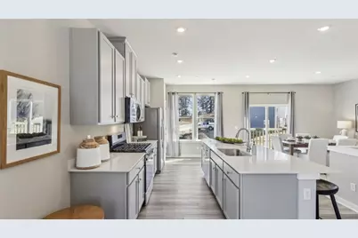 695 Olivia St, Collier Township, PA 15205 - Photo 14