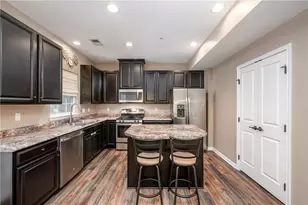 227 Thornapple Ln, Cranberry Township, PA 16066 - Photo 10