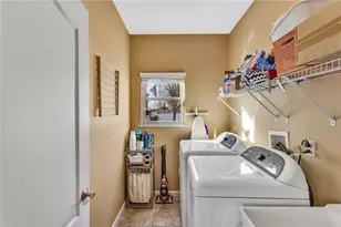 6715 Fieldcrest Dr, Murrysville, PA 15626 - Photo 14