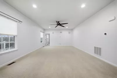 286 Buckingham Dr, Ohio Township, PA 15237 - Photo 16