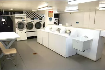 5100 5th Ave #301, Pittsburgh, PA 15232 - Photo 22