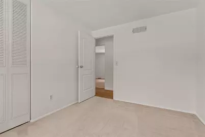 8470 Coventry Dr, Pittsburgh, PA 15101 - Photo 18