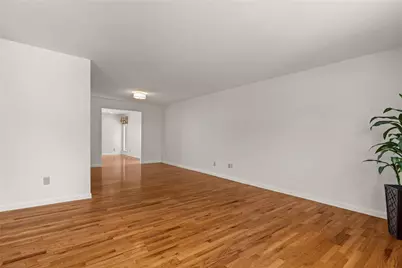 8470 Coventry Dr, Pittsburgh, PA 15101 - Photo 6