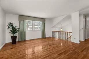 8470 Coventry Dr, Pittsburgh, PA 15101 - Photo 2