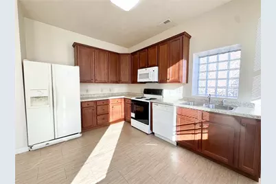 137 N Main St #D, Butler, PA 16001 - Photo 4