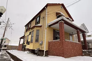 230 13th St, Ellwood City, PA 16117 - Photo 2