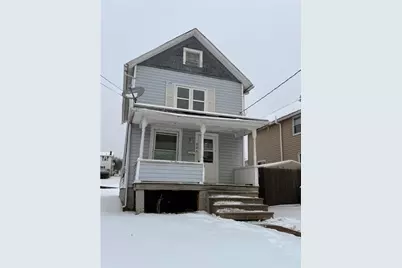 626 Todd Ave, Ellwood City, PA 16117 - Photo 1