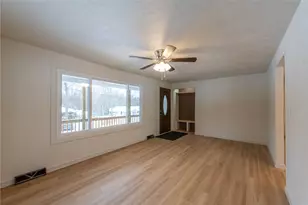 46 Alice Ln, Allegheny Township, PA 15656 - Photo 6