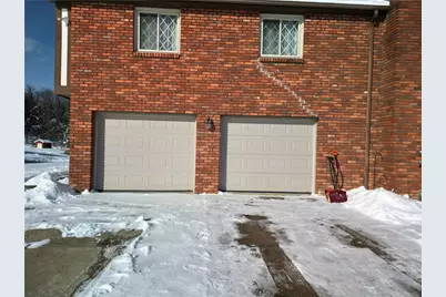 39 Adrian Dr, Hempfield Township, PA 15601 - Photo 4