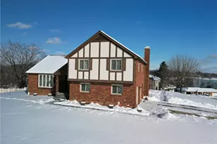 39 Adrian Dr, Hempfield Township, PA 15601 - Photo 2