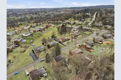 132 Skyview Dr, Penn Twp, PA 15644 - Photo 40