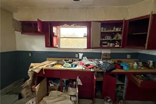 211 Division St, Braddock, PA 15104 - Photo 6