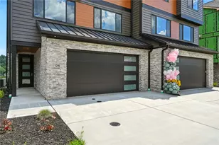 137 Miramar Dr, Pittsburgh, PA 15238 - Photo 36