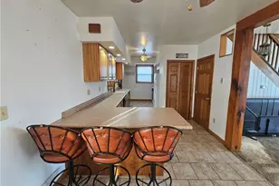 1317 Pitcairn St, Tarentum, PA 15084 - Photo 4