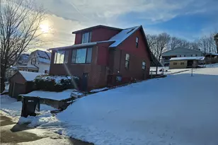 1317 Pitcairn St, Tarentum, PA 15084 - Photo 2