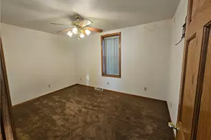 1317 Pitcairn St, Tarentum, PA 15084 - Photo 12