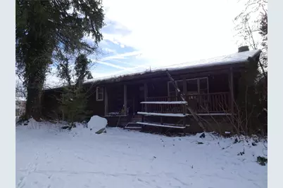 301 S Center Avenue, New Stanton, PA 15672 - Photo 2