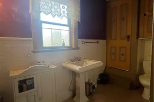 301 S Center Ave, New Stanton, PA 15672 - Photo 22