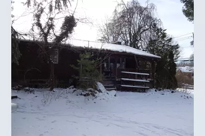 301 S Center Avenue, New Stanton, PA 15672 - Photo 2