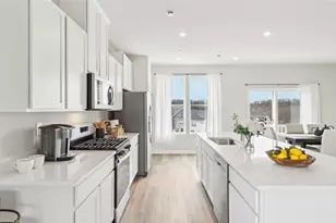 311 Alliance Dr, Jackson Township, PA 16037 - Photo 4