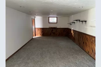 1014 Jefferson Ave, Jeannette, PA 15644 - Photo 18