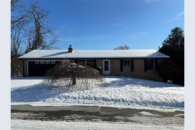 1014 Jefferson Ave, Jeannette, PA 15644 - Photo 1