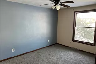 1014 Jefferson Ave, Jeannette, PA 15644 - Photo 12