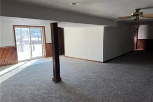 1014 Jefferson Ave, Jeannette, PA 15644 - Photo 16