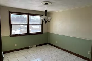 1014 Jefferson Ave, Jeannette, PA 15644 - Photo 6