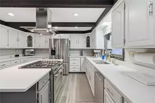 112 June Dr, Port Vue, PA 15133 - Photo 16