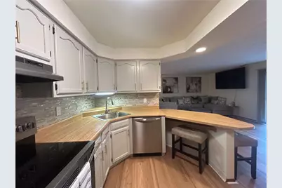 7539 Penn Bridge Court, Pittsburgh, PA 15221 - Photo 10