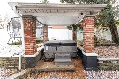 1001 Springfield Pike, Connellsville, PA 15425 - Photo 10