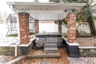 1001 Springfield Pike, Connellsville, PA 15425 - Photo 10