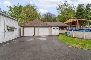 1001 Springfield Pike, Connellsville, PA 15425 - Photo 6