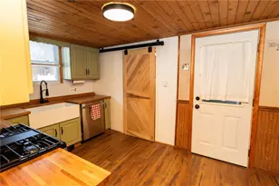 1001 Springfield Pike, Connellsville, PA 15425 - Photo 16