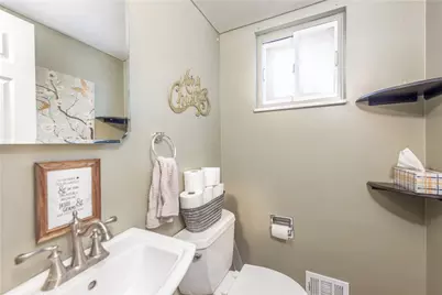 1325 Pesavento Dr, Bridgeville, PA 15017 - Photo 14