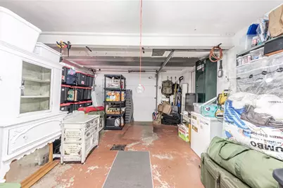 1325 Pesavento Dr, Bridgeville, PA 15017 - Photo 30