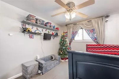 1325 Pesavento Dr, Bridgeville, PA 15017 - Photo 20