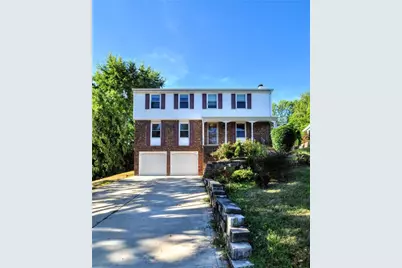 603 Meade Dr, Moon/Crescent Twp, PA 15108 - Photo 1