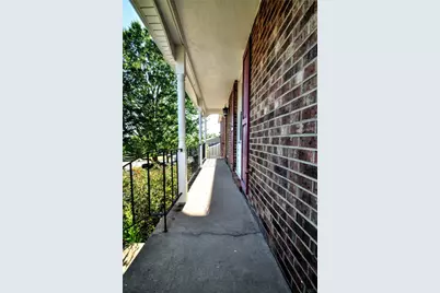 603 Meade Dr, Moon/Crescent Twp, PA 15108 - Photo 6