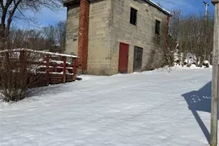 2139 Lincoln Hwy, Jenner Township, PA 15531 - Photo 6