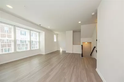 2801 Pointe View Dr, Adams Township, PA 16046 - Photo 6