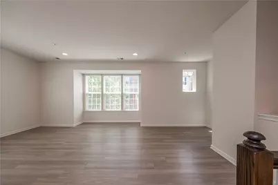 2801 Pointe View Dr, Adams Township, PA 16046 - Photo 8