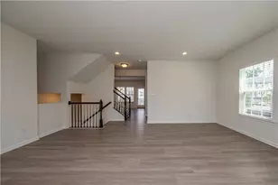 2801 Pointe View Dr, Adams Township, PA 16046 - Photo 4