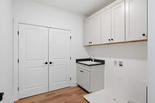 302 Highbridge Ln, Cranberry Township, PA 16066 - Photo 22