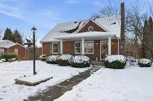 76 Valleyview Dr, Economy, PA 15003 - Photo 1