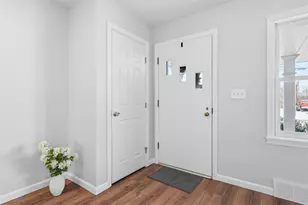 76 Valleyview Dr, Economy, PA 15003 - Photo 4